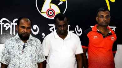 যশোরে ১৯৭ বোতল মাদকসহ তিনজন গ্রেপ্তার