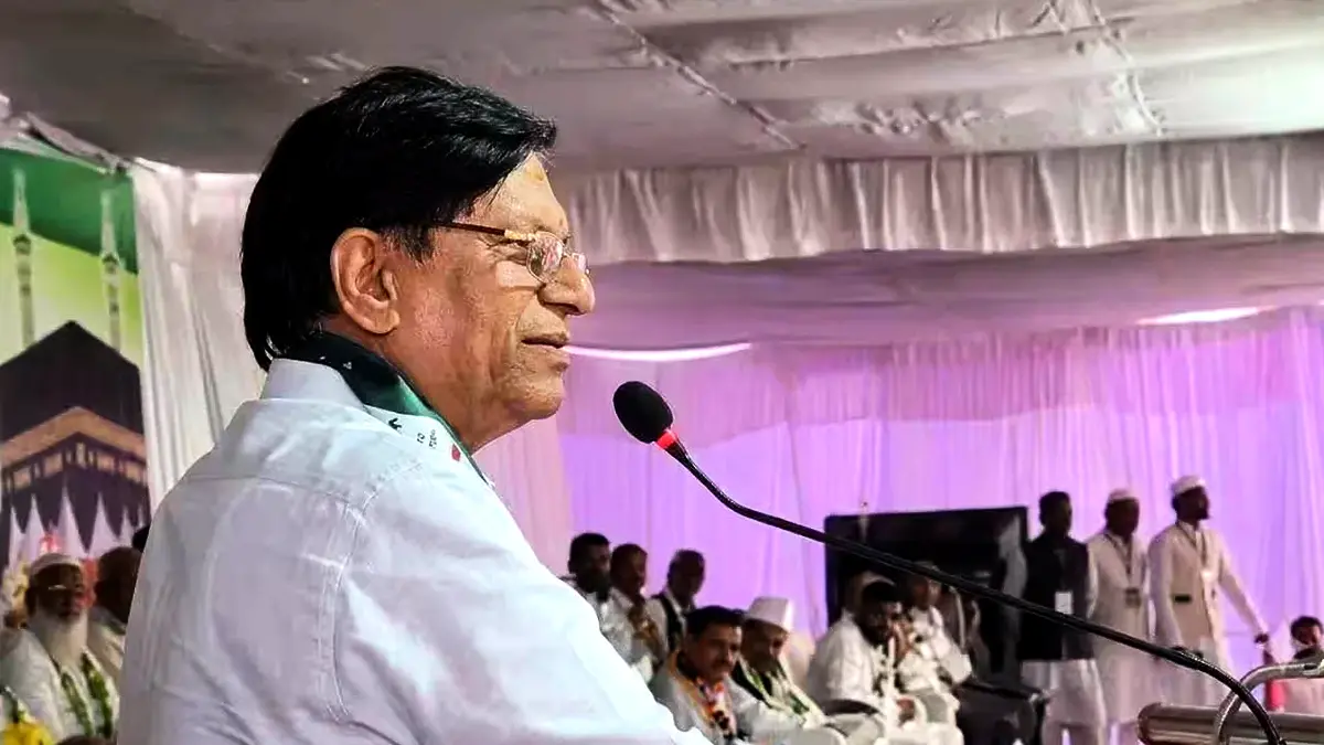 ইসলাম শ্রেষ্ঠ' মন্তব্যে বিতর্কে কর্ণাটকের মন্ত্রী, অপসারণ চাইল বিজেপি