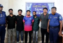 কুড়িগ্রামে অনলাইন ক্যাসিনো জুয়ার আসরে ছাত্রদল নেতাসহ ১৬ জন আটক