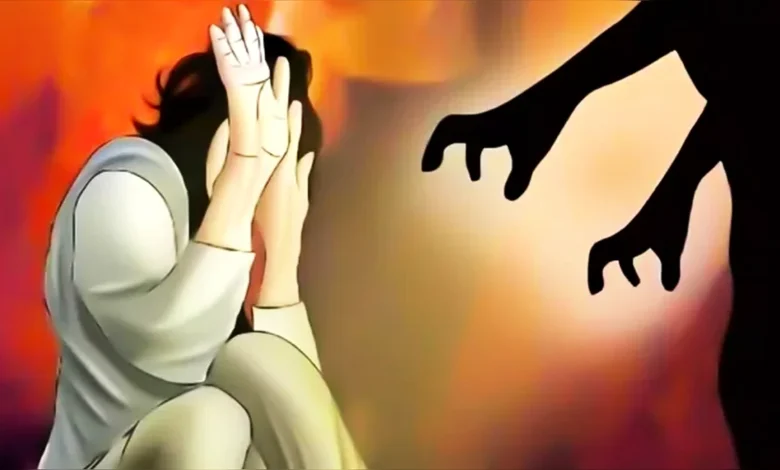 কিশোরীকে ধর্ষণের অভিযোগ সৎ বাবার বিরুদ্ধে