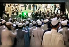 এনসিপিকে বয়কটের দাবিতে মধ্যরাতে মাদরাসা ছাত্রদের মিছিল