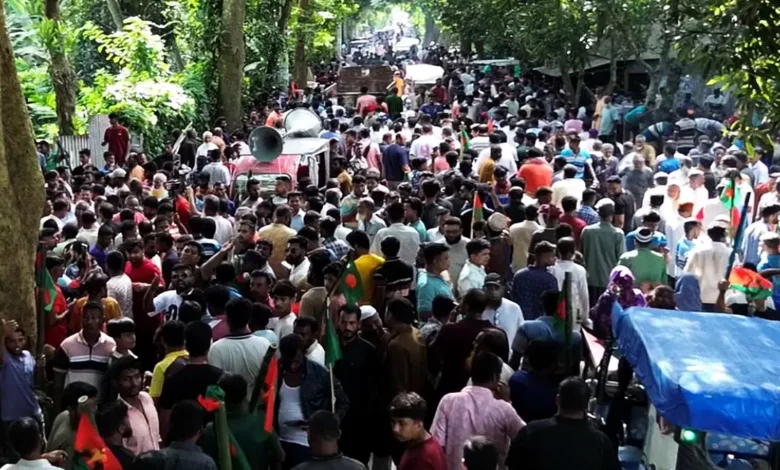 মাগুরায় বিএনপির দুপক্ষ মুখোমুখি, প্রধানমন্ত্রীর কার্যালয়ের হস্তক্ষেপে পরিস্থিতি নিয়ন্ত্রণে