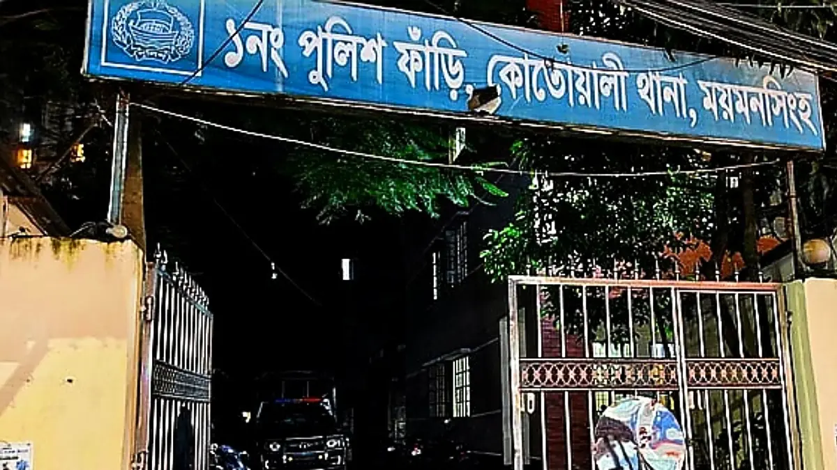 যুবলীগের ঝটিকা মিছিল: এক ফাঁড়ির ২৭ পুলিশ সদস্য বদলি