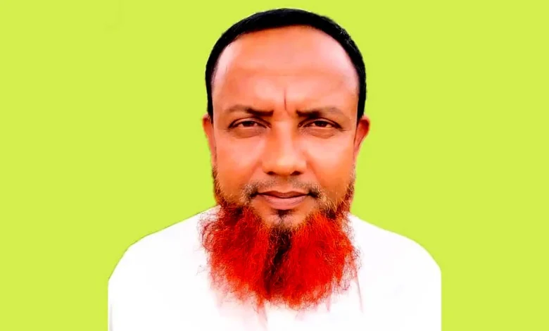 ফ্যামিলি কার্ডের নামে টাকা নেওয়ার অভিযোগ মুক্তিযোদ্ধা প্রজন্ম দল নেতার বিরুদ্ধে