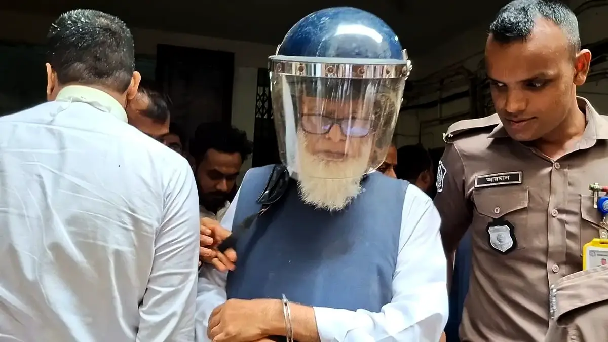 ভ্যানচালক হত্যাচেষ্টা মামলা: গ্রেপ্তার দেখানো হলো নাসার চেয়ারম্যান নজরুলকে