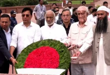 জাতীয় স্মৃতিসৌধে নবনিযুক্ত মন্ত্রী-প্রতিমন্ত্রীদের শ্রদ্ধা