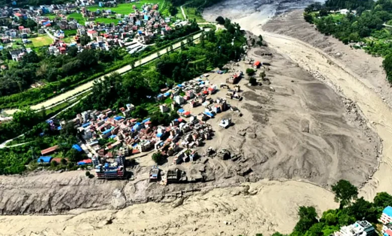 নেপালে বন্যা-ভূমিধস: কৈলাসগামী প্রায় ৪০০ তীর্থযাত্রী নিখোঁজ, মৃতের সংখ্যা বেড়ে ১৭৭