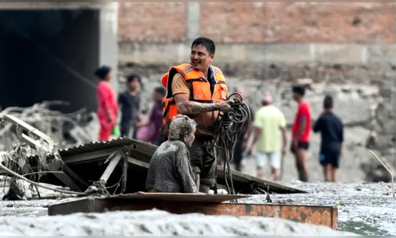 নেপালের ভয়াবহ বন্যায় মৃতের সংখ্যা ৫০০ ছাড়াল