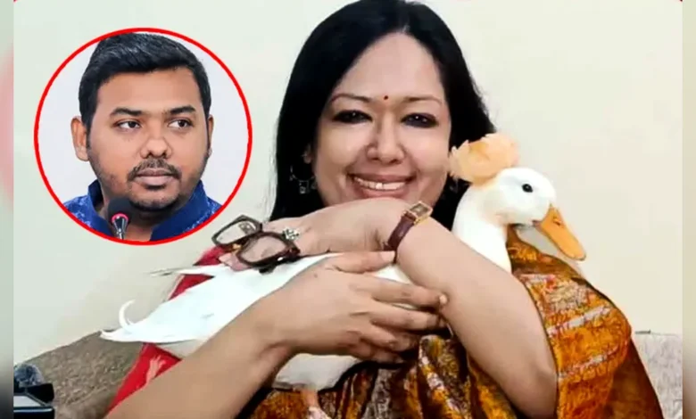 নৌকা খুঁজতে গেলে রুমিনের ‘হাঁস’ খেয়ে ফেলার হুঁশিয়ারি সারোয়ার তুষারের