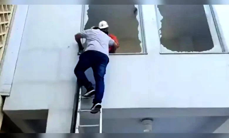 পাকিস্তানে হাসপাতালে আগুন লেগে ১৫ নবজাতকের মৃত্যু