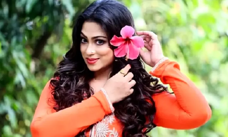 অভিনয় ছাড়ছেন পপি? বাকি জীবন কাটাতে চান খোদার নামে