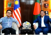 প্রতিরক্ষা সহযোগিতা বাড়াতে মালয়েশিয়ার হাইকমিশনারের সঙ্গে প্রধানমন্ত্রীর