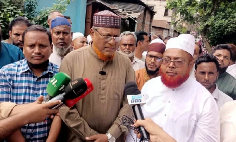স্ত্রী-সন্তানসহ শিক্ষক গণপতিকে হত্যা: ঘটনাস্থল পরিদর্শন করলেন জামায়াত এমপি