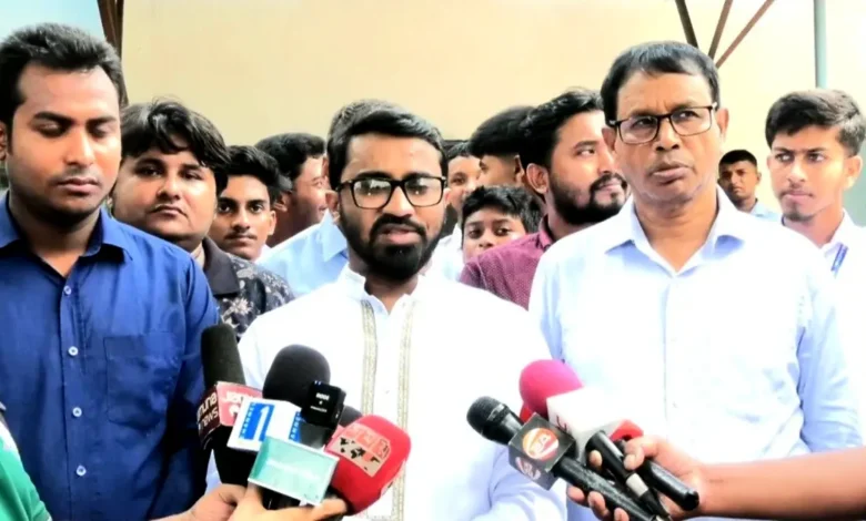 শরিয়াহ আইন কায়েমের নামে জনগণের সঙ্গে মুনাফেকি করছে জামায়াত: রাশেদ খান