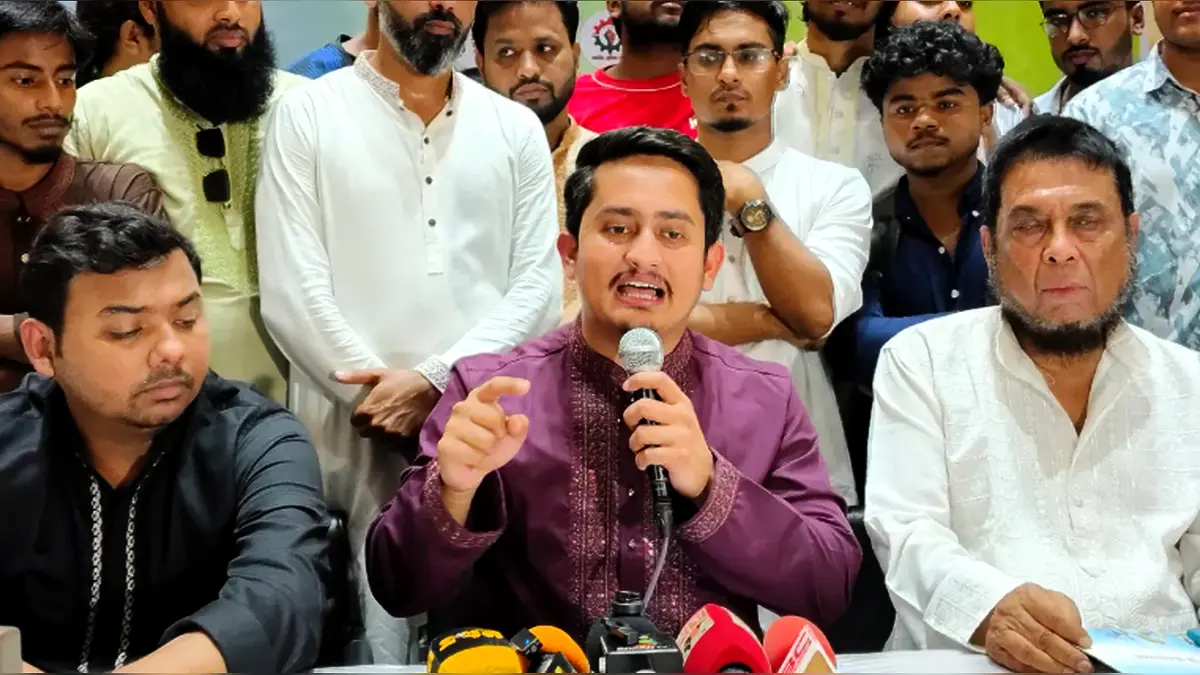 স্বরাষ্ট্রমন্ত্রী ‘প্রধানমন্ত্রীর প্রক্সি’ হিসেবে কাজ করছেন: সারজিস