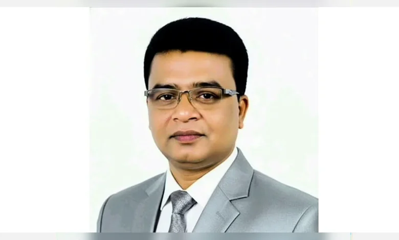 তোমরা লেখবা,আর আমরা তোমাদের পিটাবো’ সাংবাদিকদের মারধরের পরে যুবদল নেতার হুমকি