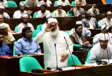 সংসদ থেকে বিরোধী দলের ওয়াকআউট