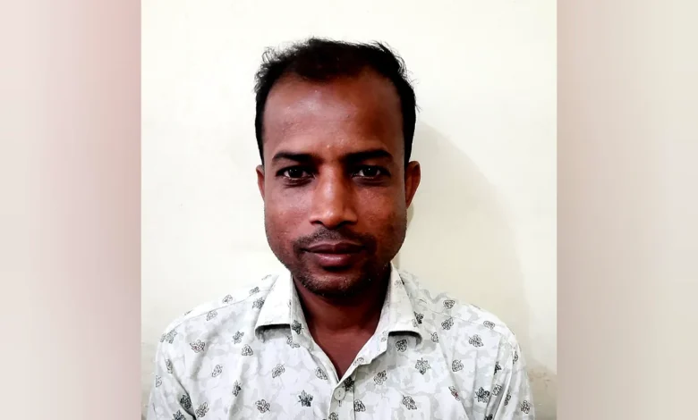 নিজের মোবাইল নম্বর দিয়ে ৬ বছর ধরে বিধবা নারীর ভাতার টাকা তুলছেন ইউপি সদস্য