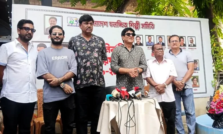 অভিনয় ছাড়ছেন না অমিত হাসান: ধর্ম ও পেশা নিয়ে তার স্পষ্ট বক্তব্য