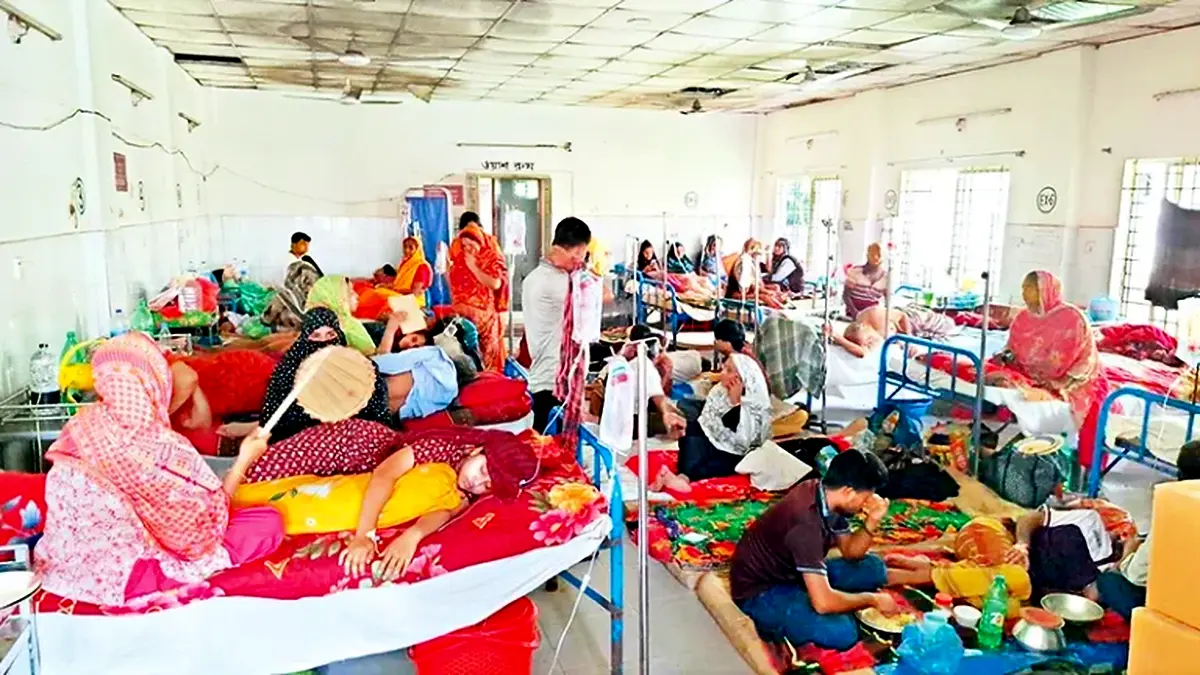 বরিশাল সদর হাসপাতালে লোডশেডিংয়ের ভয়াবহ চিত্র
