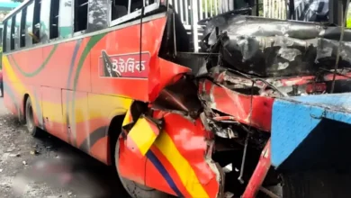 ফেনীর ঢাকা-চট্টগ্রাম মহাসড়কে ত্রিমুখী সংঘর্ষ, নিহত ৩