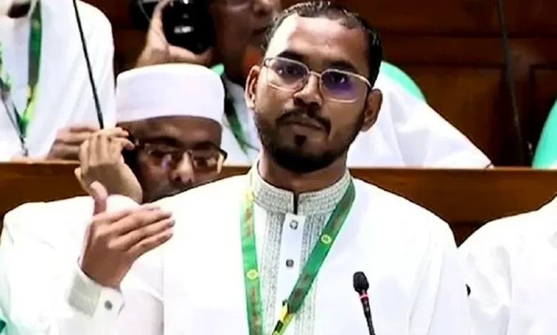 হান্নান মাসউদের প্রশ্ন: সরকার কি মতপ্রকাশের স্বাধীনতাকে গলা টিপে ধরছে?