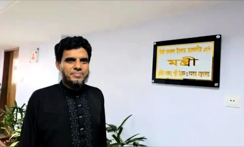 জামায়াত নেতা অধ্যাপক ওবায়দুল্লাহর বিরুদ্ধে গুরুতর অভিযোগ: কলেজে অনুপস্থিত