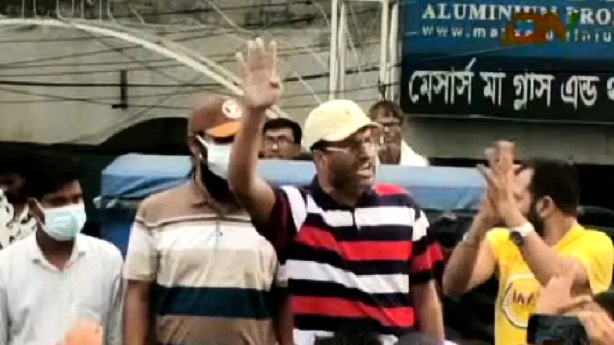 গাজীপুরের কালিয়াকৈরে যুবলীগের ঝটিকা মিছিল, পাল্টা বিক্ষোভে যুবদল
