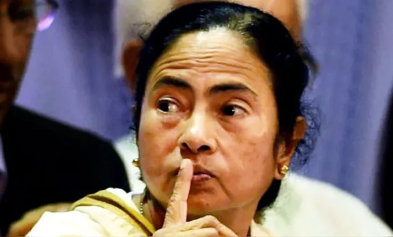 মমতার বিস্ফোরক অভিযোগ: রাজ্যে নেই গণতন্ত্র ও সংবাদমাধ্যমের স্বাধীনতা