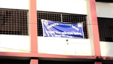 মানিকগঞ্জে শিক্ষক বদলিতে বিতর্ক: নীতিমালা উপেক্ষা, সংকটে পাঠদান