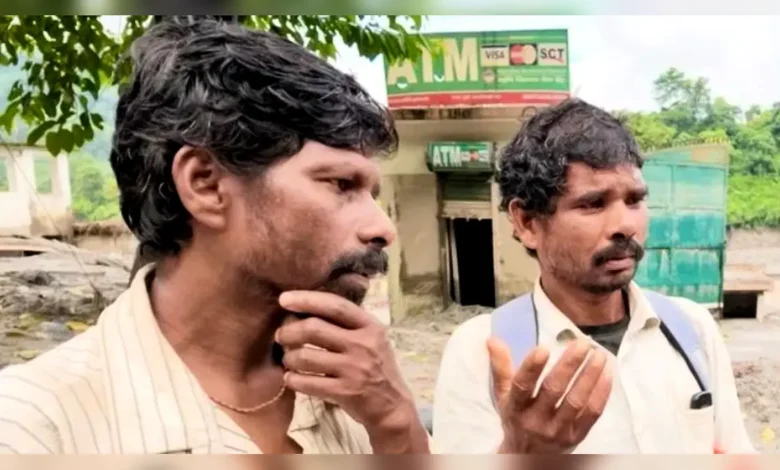 নেপালে বন্যায় নিখোঁজ ছেলে, ১৩ ডলার সম্বল করে মাইলের পর মাইল হাঁটছেন বাবা তালকা