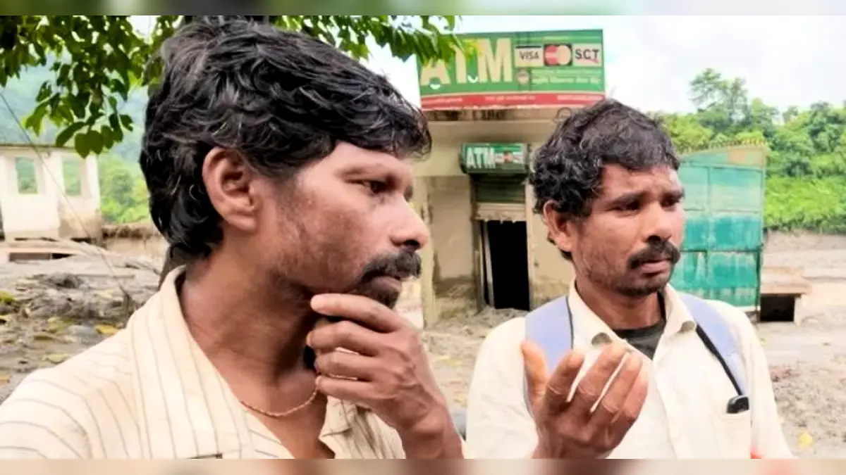 নেপালে বন্যায় নিখোঁজ ছেলে, ১৩ ডলার সম্বল করে মাইলের পর মাইল হাঁটছেন বাবা তালকা