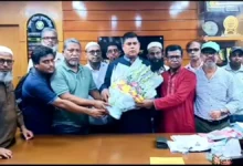 ব্রাহ্মণবাড়িয়া জেলা পরিষদ প্রশাসককে নোঙর বাংলাদেশের ফুলেল শুভেচ্ছা